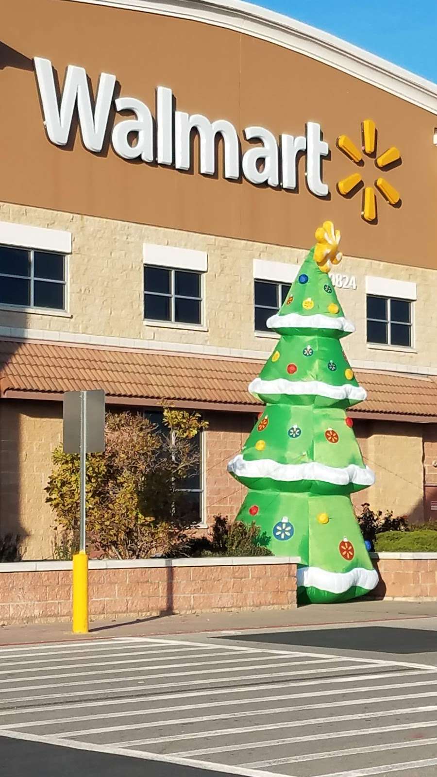 Walmart Supercenter Store 10824 Parallel Pkwy Kansas City Ks