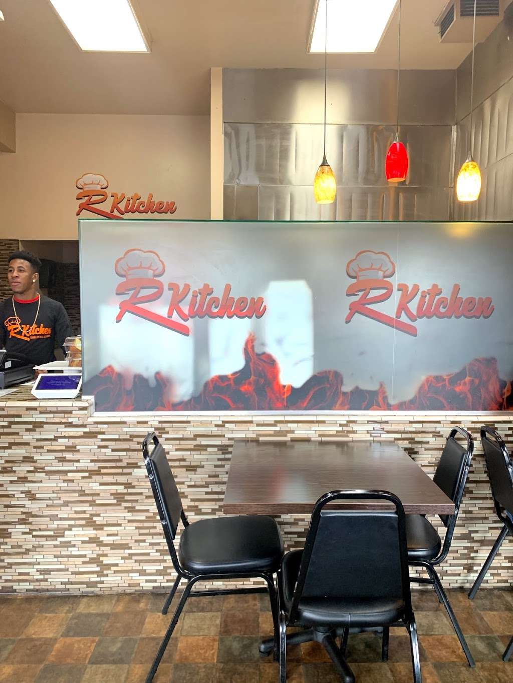 R Kitchen | 5253 Paramount Blvd, Lakewood, CA 90712, USA | Phone: (424) 296-5320