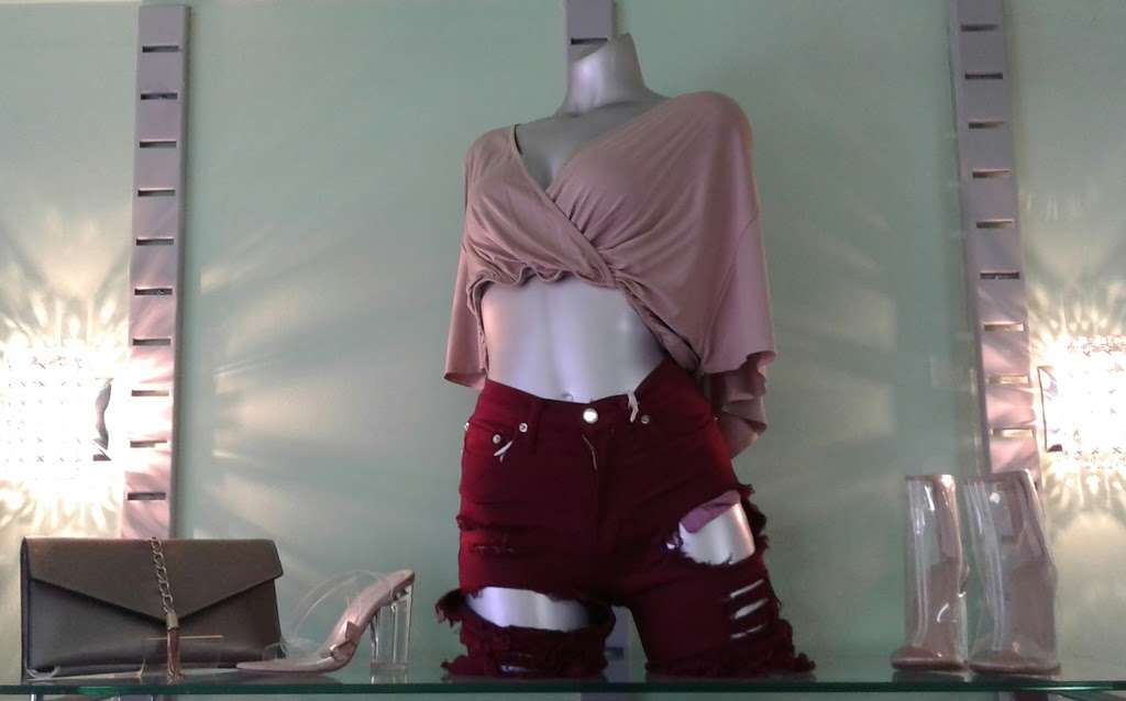 PHENOMENAL THREADZ BOUTIQUE INC | 2619 W Manchester Blvd, Inglewood, CA 90305, USA | Phone: (323) 750-3311