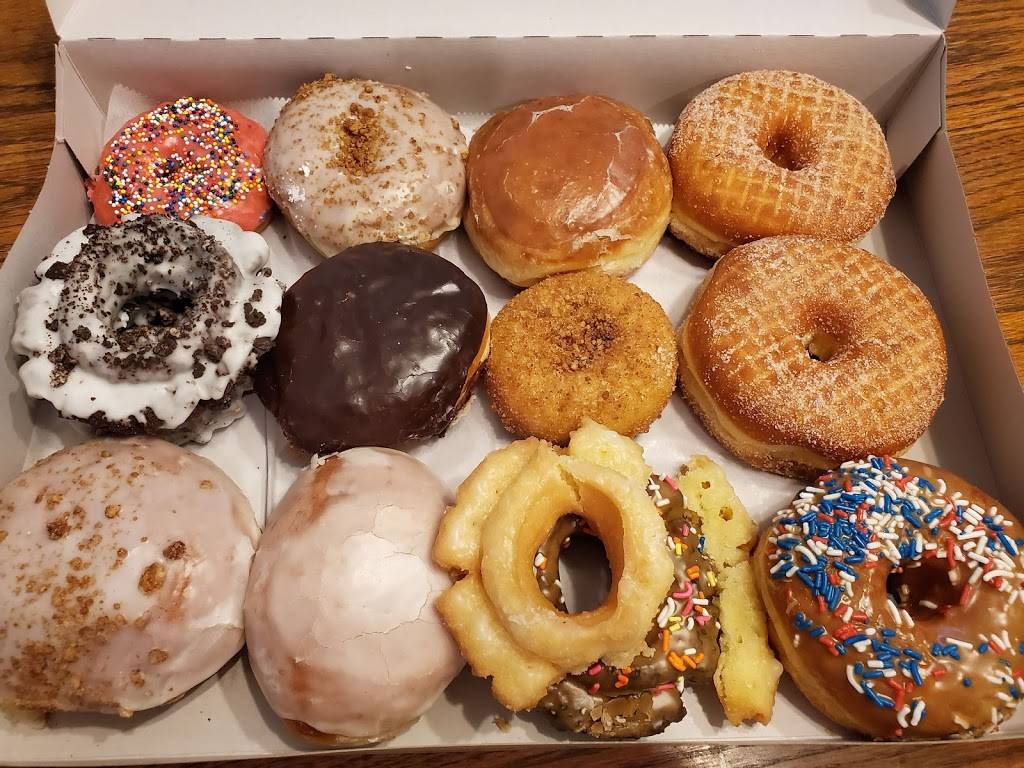 Yum Yum Donuts | 3671 Franklin Blvd, Sacramento, CA 95818, USA | Phone: (916) 453-9193