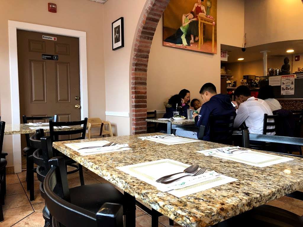 Saigonese | 158 S Central Ave, Hartsdale, NY 10530, USA | Phone: (914) 288-9088