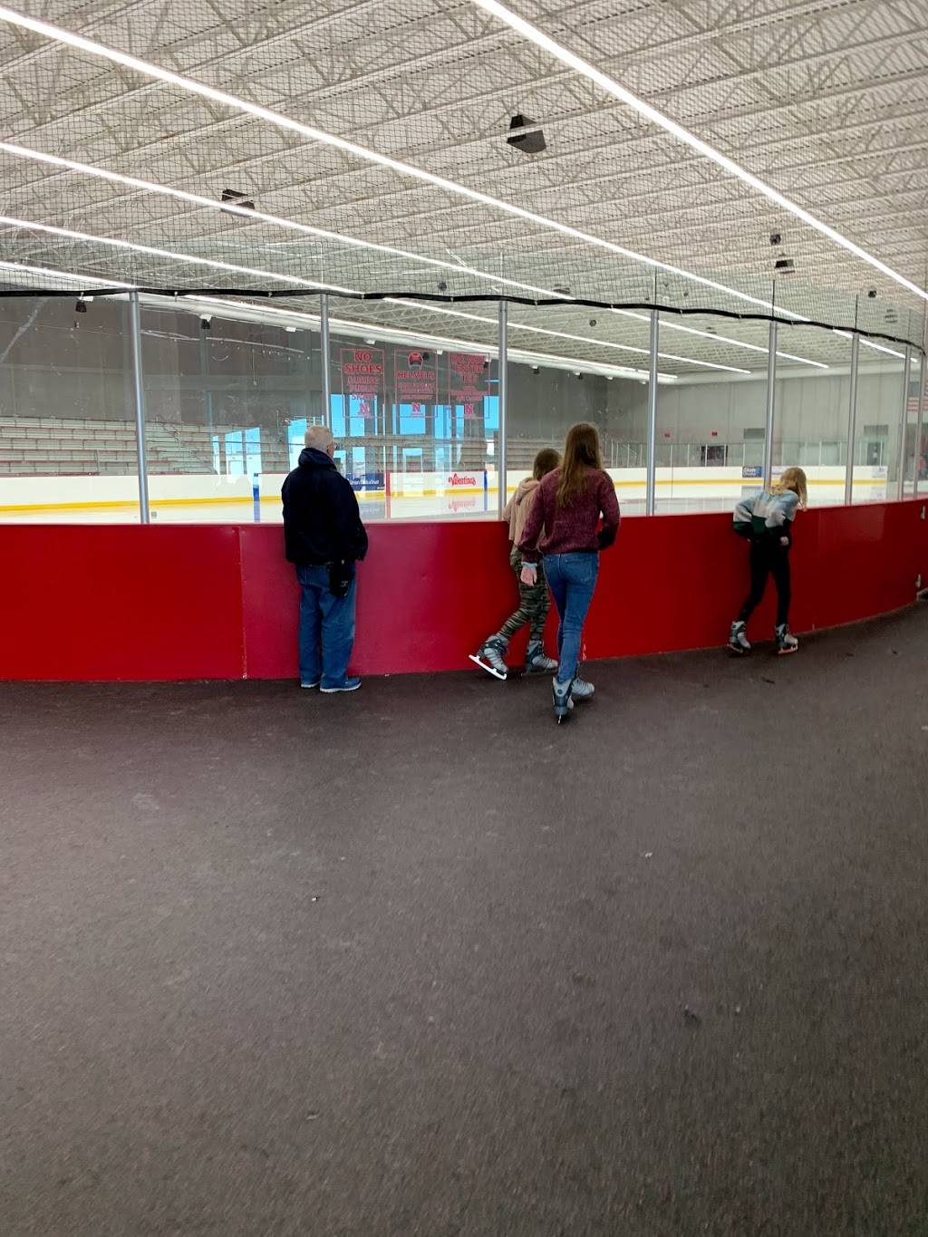 John Breslow Ice Hockey Center | 433 V St, Lincoln, NE 68508, USA | Phone: (402) 472-2758