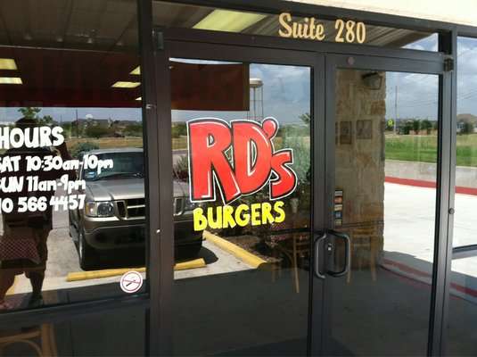 R Ds Burgers | 3929 Cibolo Valley Dr #280, Cibolo, TX 78108, USA | Phone: (210) 566-4457