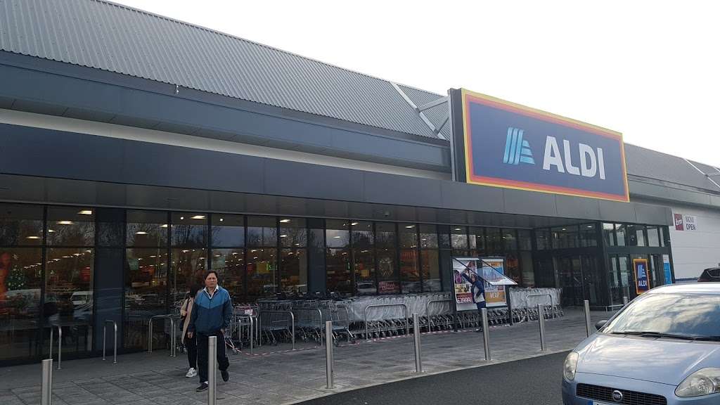 Aldi | Unnamed Road, Tonbridge TN9 1PQ, UK