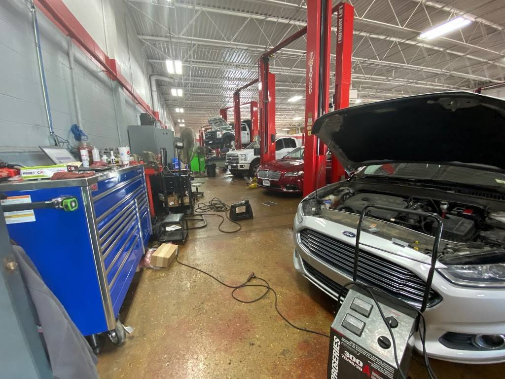 Schicker Ford of St. Louis Service Department 3300 S Kingshighway