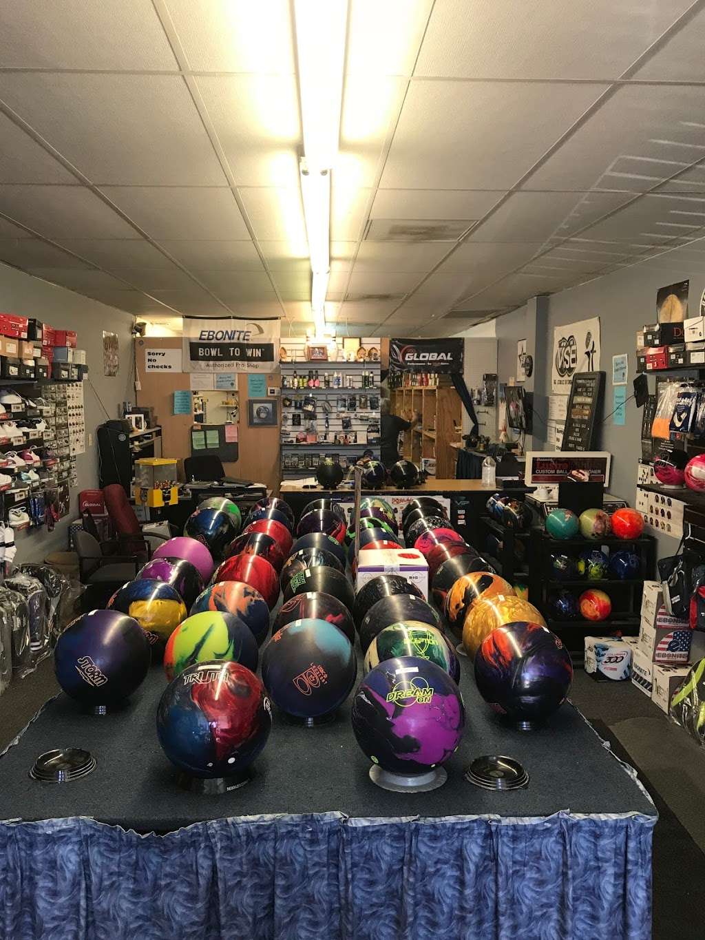 Houston Bowling Supply | 2488 FM 1960, Houston, TX 77073 | Phone: (281) 821-2695