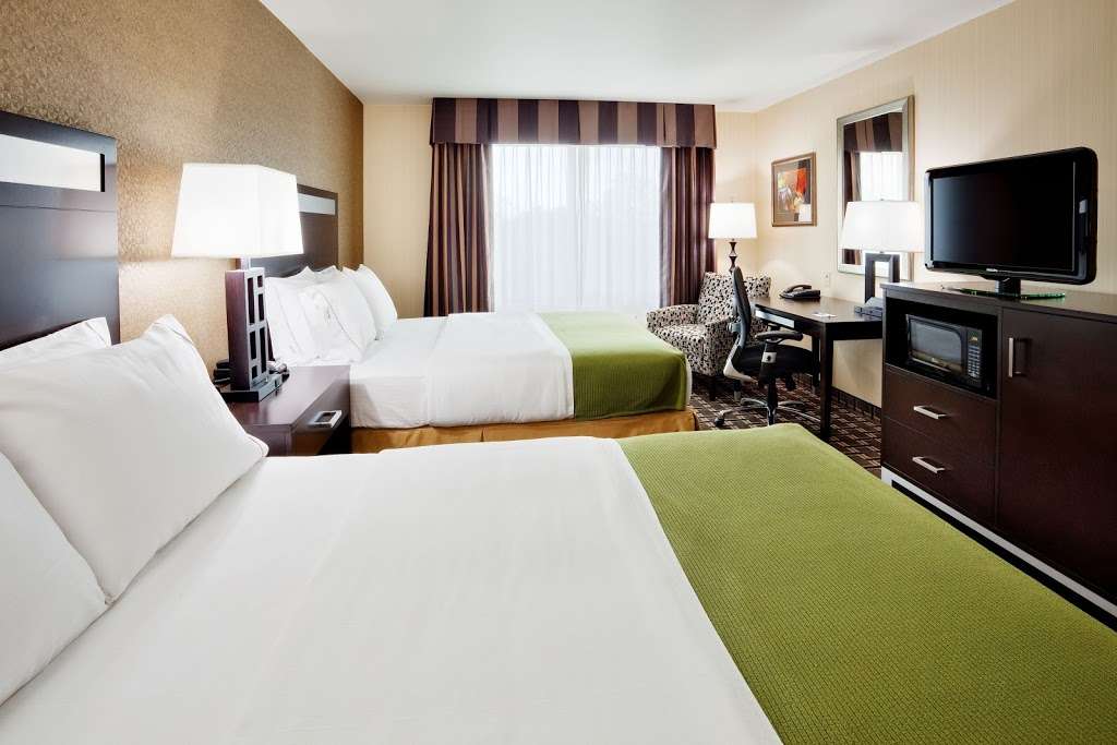 Holiday Inn Express & Suites Limerick - Pottstown | 15 Keystone Dr, Limerick, PA 19468 | Phone: (484) 932-8827