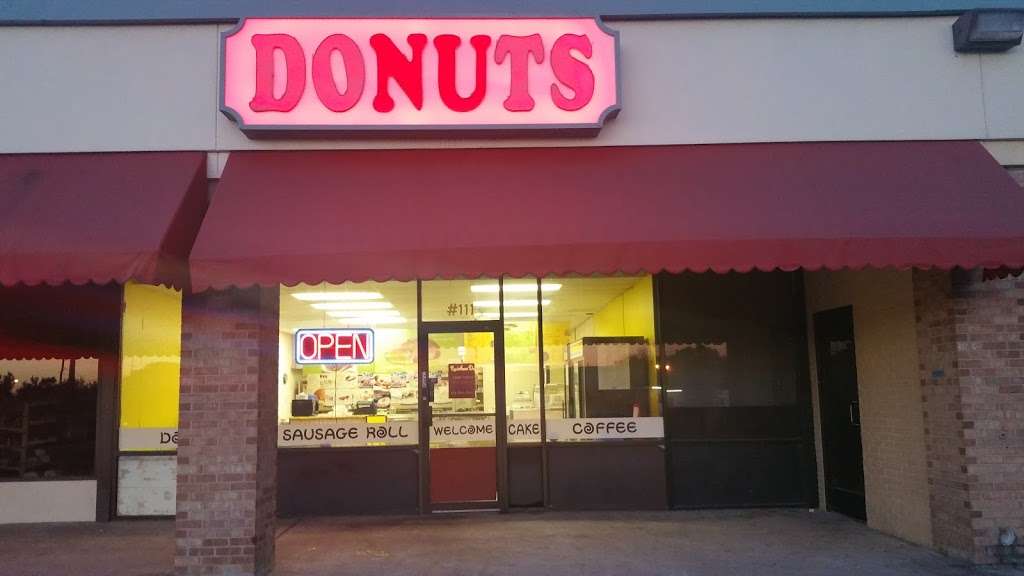Rainbow Donuts | 1401 Northwest Hwy # 111, Garland, TX 75041, USA | Phone: (972) 840-8141