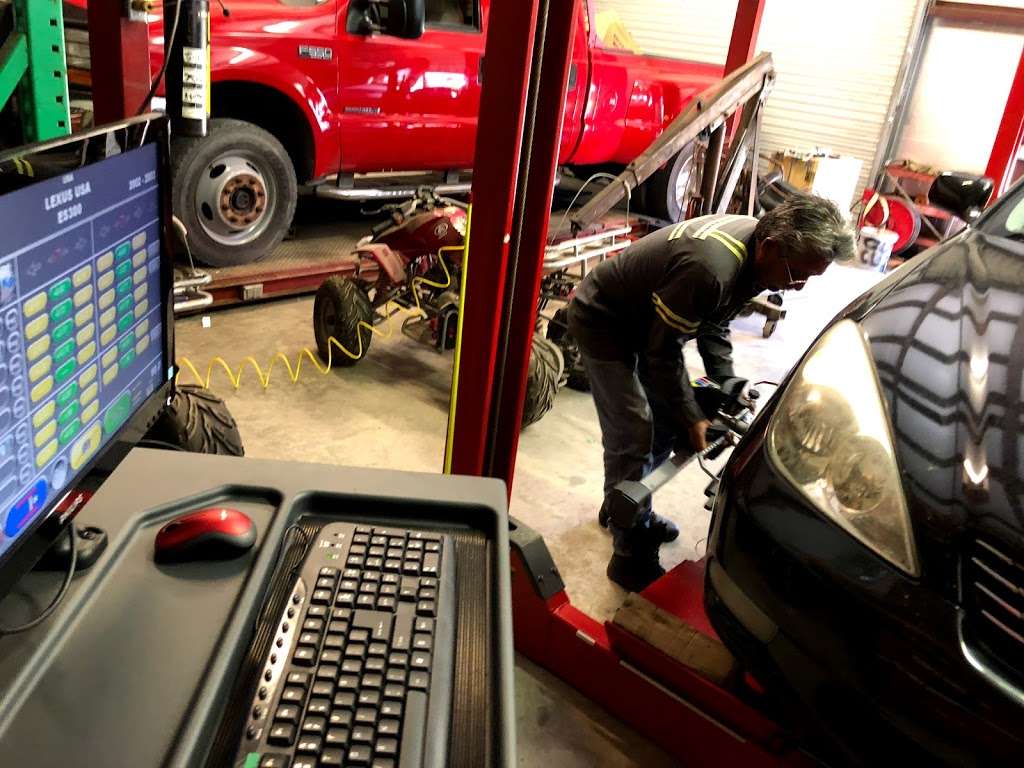 Tony’s Auto & Collision Center, Tire shop, Alignment etc | 351 W Gulf Bank Rd A, Houston, TX 77037 | Phone: (281) 272-4711