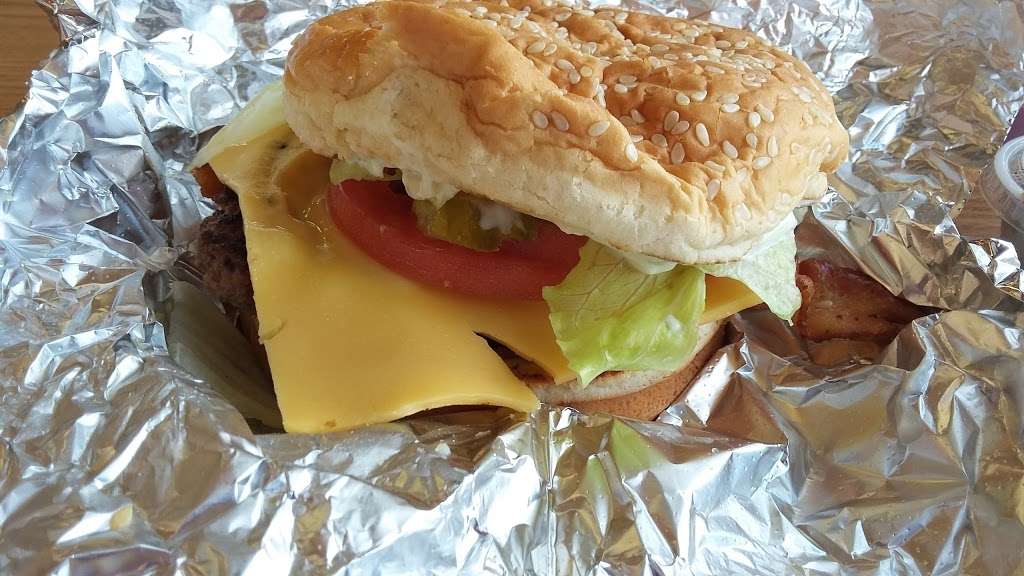 Five Guys | 6630 Spring Stuebner Rd, Spring, TX 77389, USA | Phone: (832) 761-5186