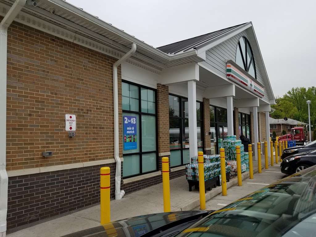 Valero | 4000 US-1, Monmouth Junction, NJ 08852, USA | Phone: (732) 297-4334