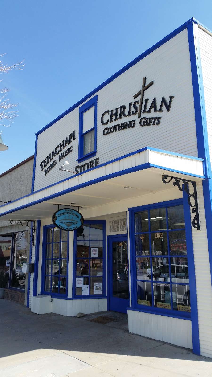 Tehachapi Christian Store | 108 E Tehachapi Blvd, Tehachapi, CA 93561, USA | Phone: (661) 822-0626