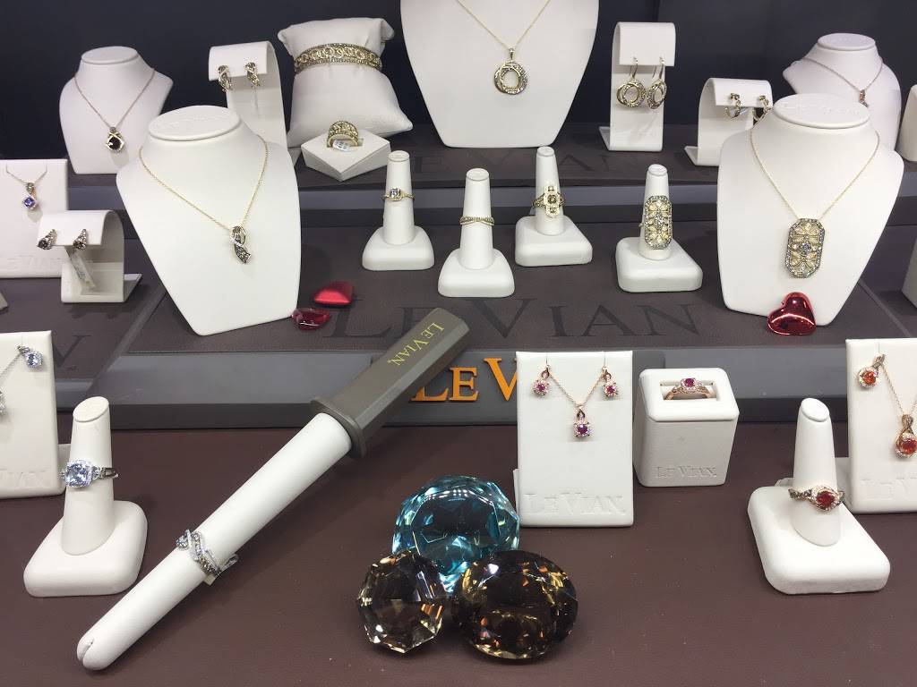 The Jewelry Center | 7477 W Layton Ave, Greenfield, WI 53220, USA | Phone: (414) 282-7241