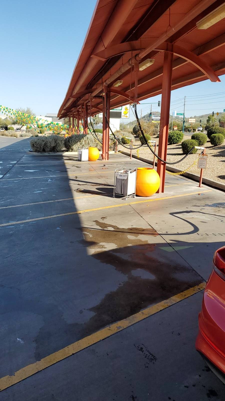 Quick Quack Car Wash | 2137 E Sharon Ave, Phoenix, AZ 85022 | Phone: (480) 527-0100