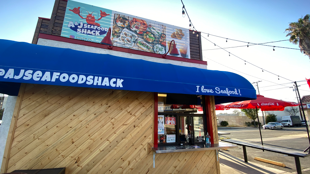 A&J seafood shack | 3201 E Anaheim St, Long Beach, CA 90804, USA | Phone: (562) 386-2000