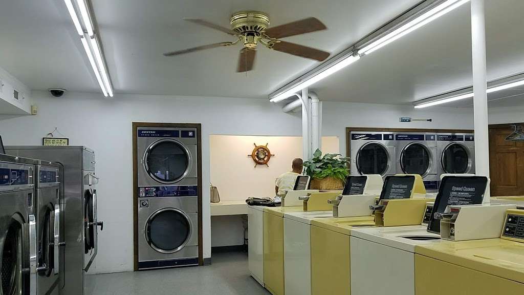 Shady Side Laundromat | Shady Side, MD 20764, USA | Phone: (410) 867-0652