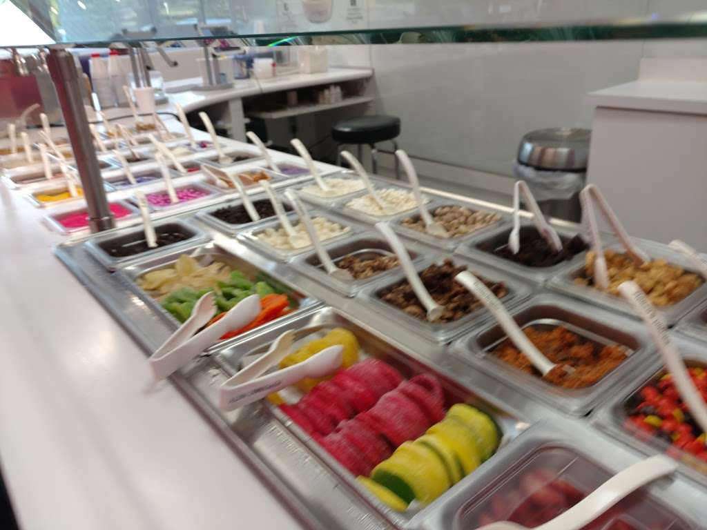 LuvnBerry | 649 Potomac Station Dr, Leesburg, VA 20176, USA | Phone: (703) 669-4021 LuvnBerry | 649 Potomac Station Dr, Leesburg, VA 20176, USA | Phone: (703) 669-4021