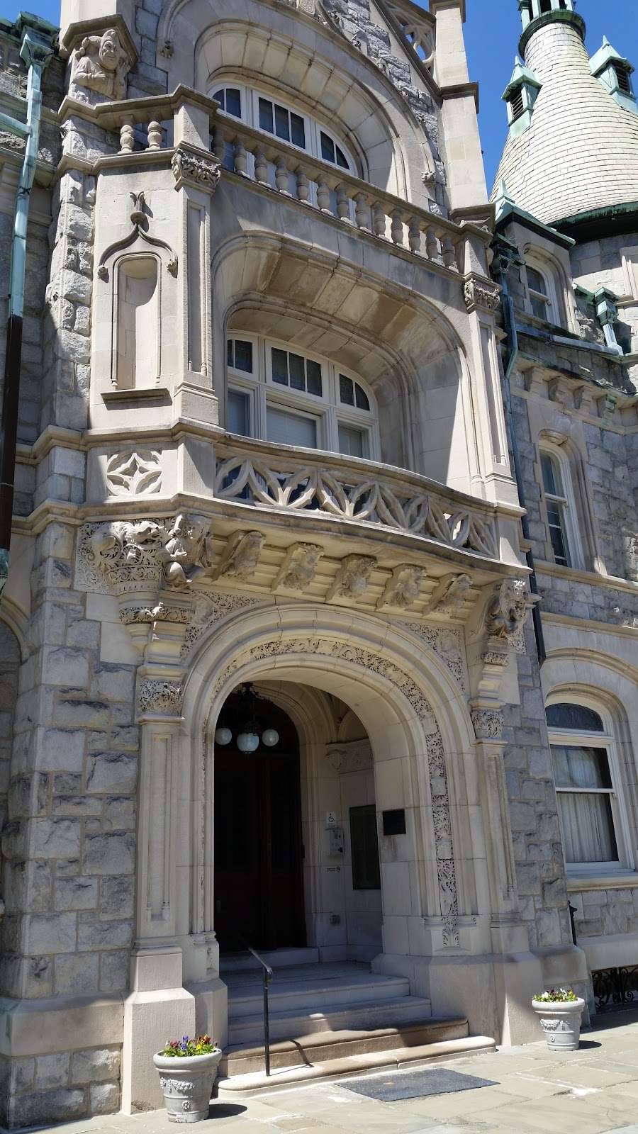 Rosemont College | 1400 Montgomery Ave, Bryn Mawr, PA 19010, USA | Phone: (610) 527-0200