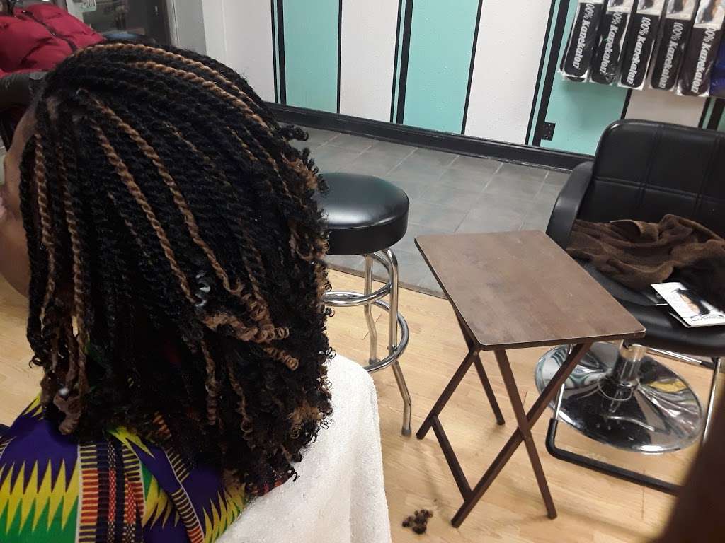 The Queen African Hair Braiding | 8325 Wornall Rd, Kansas City, MO 64114, USA | Phone: (816) 328-9303