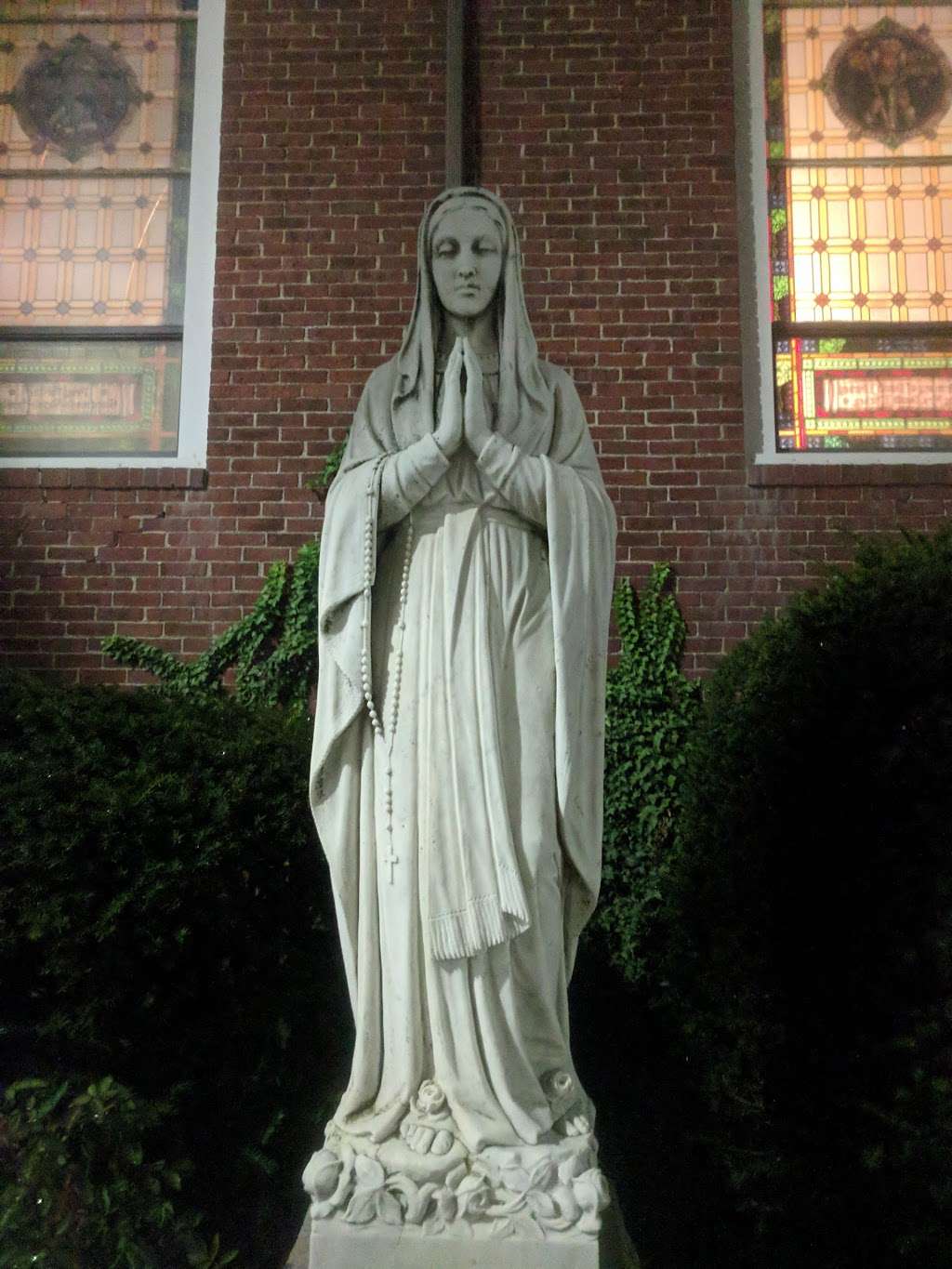 Holy Rosary Catholic Church | 1015 Shirley St, Winthrop, MA 02152, USA | Phone: (617) 846-1210