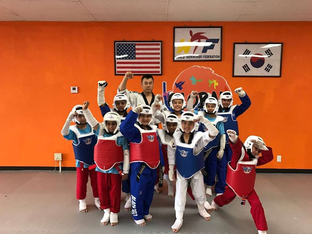 Global Taekwondo | 12539 E Carson St, Hawaiian Gardens, CA 90716, USA | Phone: (562) 402-3917