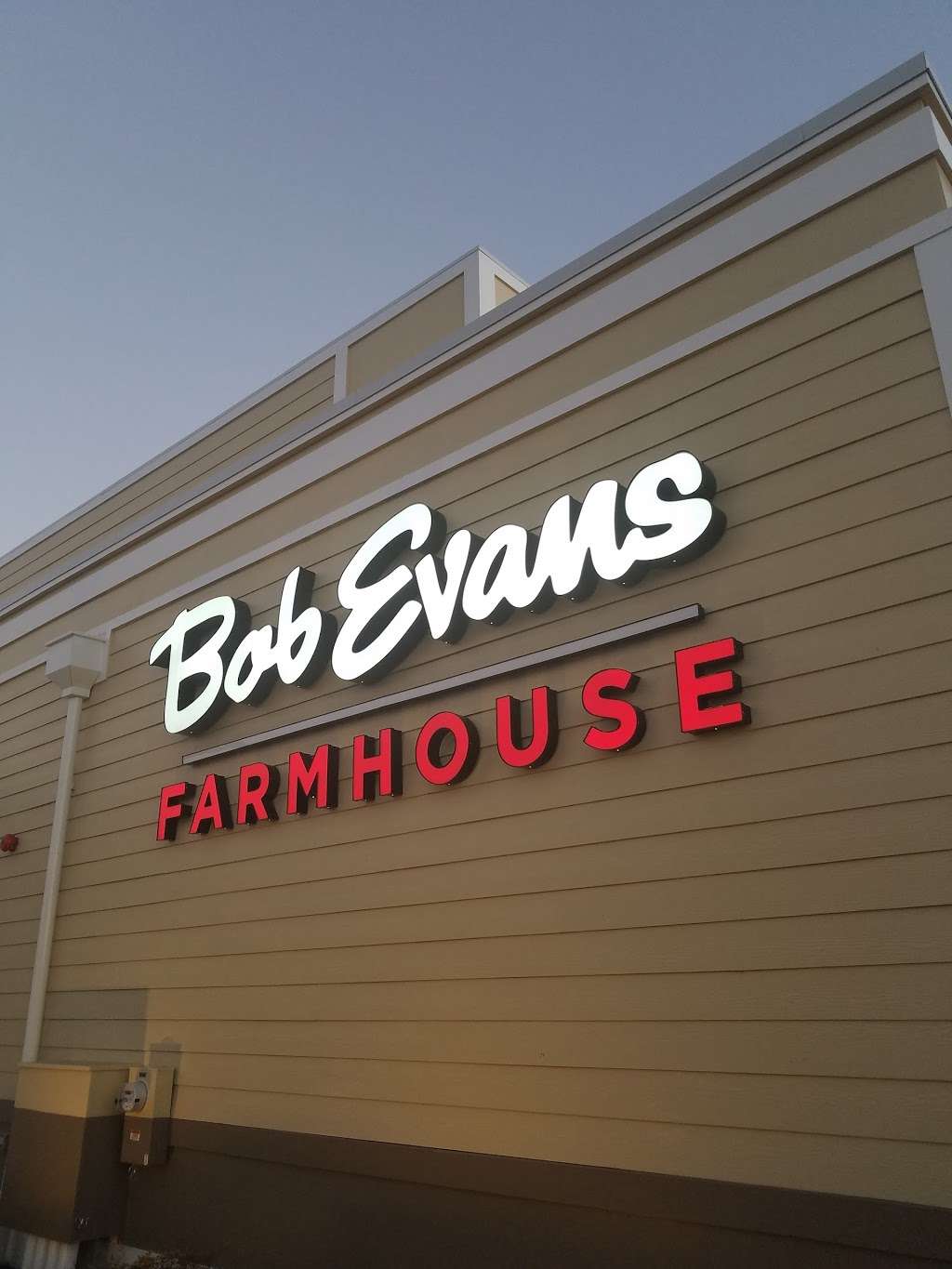 Bob Evans | 360 Colony Blvd, The Villages, FL 32162, USA | Phone: (352) 751-4444