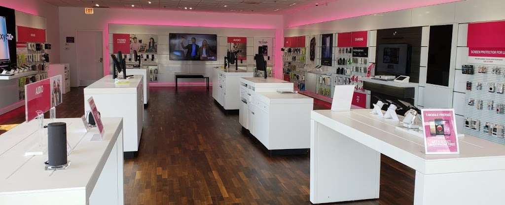 T-Mobile | 9990 Ridgeland Ave, Chicago Ridge, IL 60415, USA | Phone: (708) 424-1858