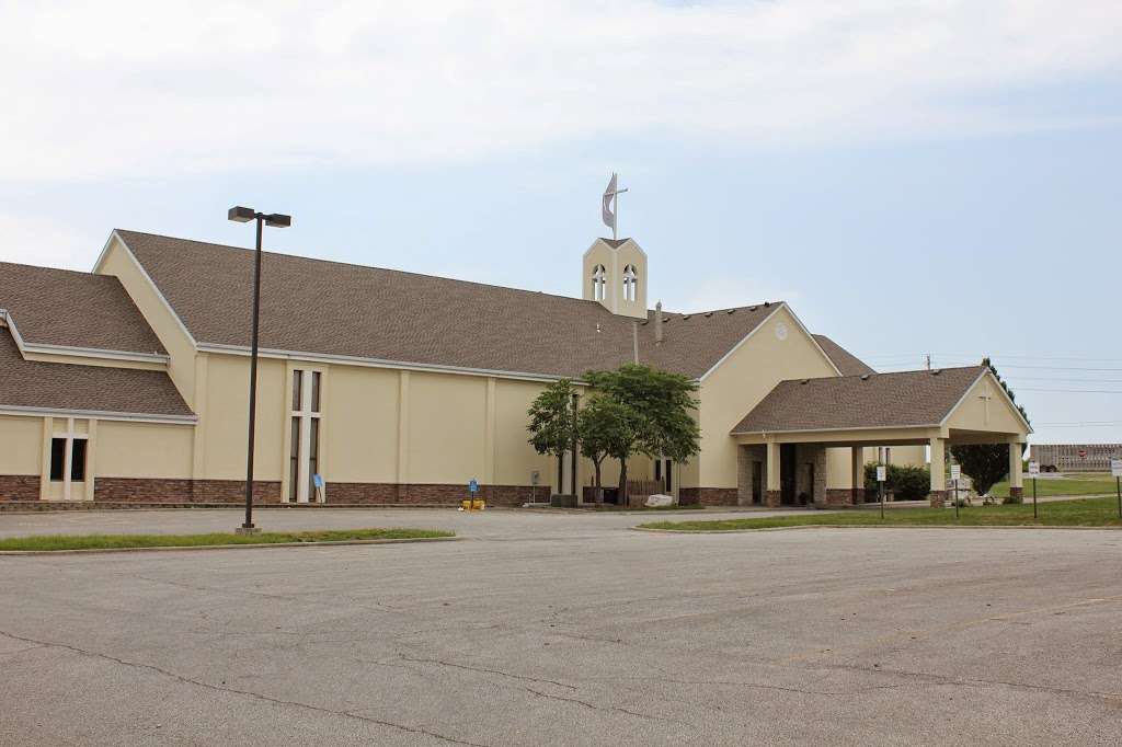 Grace United Methodist Church | 2400 US-50, Lees Summit, MO 64063, USA | Phone: (816) 246-5764