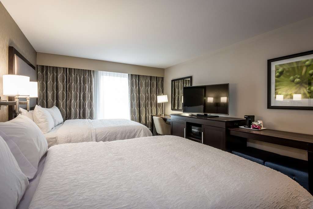 Hampton Inn & Suites Hammond | 2842 Carlson Dr, Hammond, IN 46323, USA | Phone: (219) 629-8720