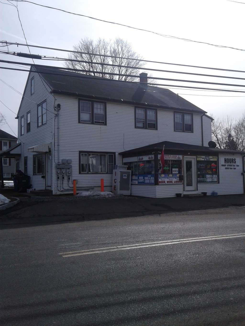 Edwin & Julia Liquor Store L.L.C. | 100 Westville Ave, Danbury, CT 06810, USA | Phone: (203) 313-2019