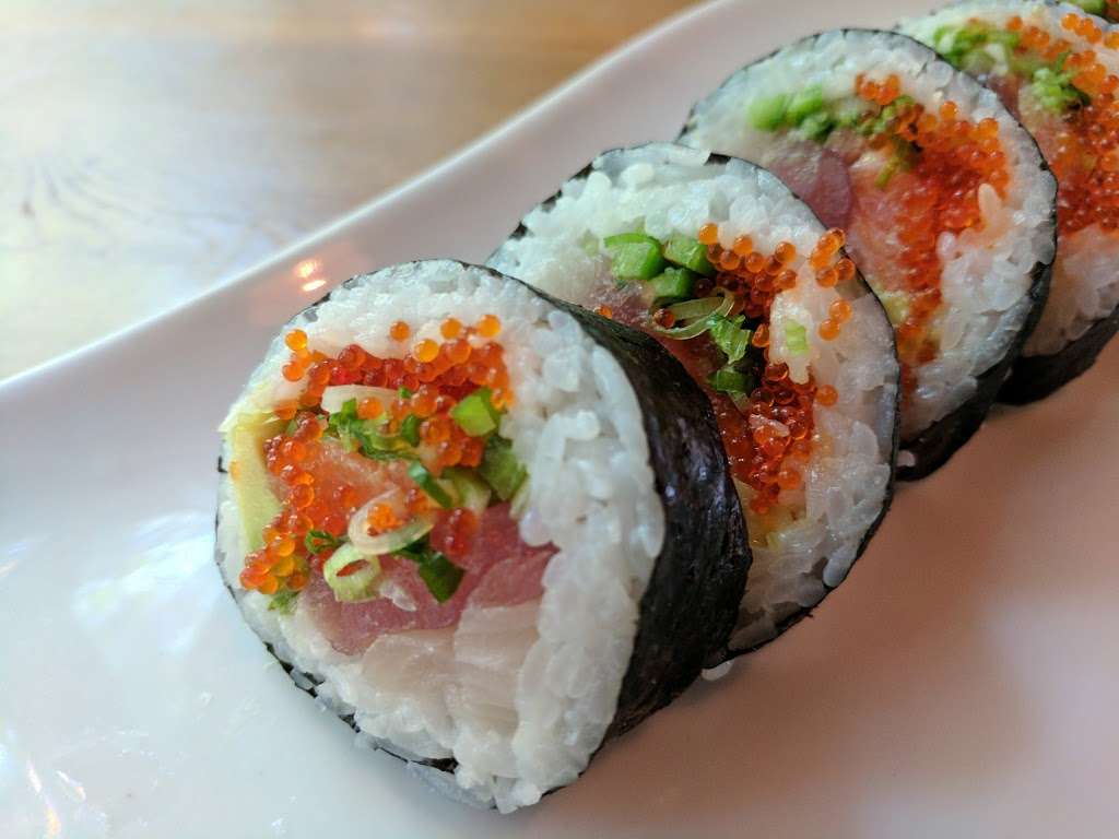 Taes Edo Sushi Bar | 13271 CA-9, Boulder Creek, CA 95006, USA | Phone: (831) 338-2099