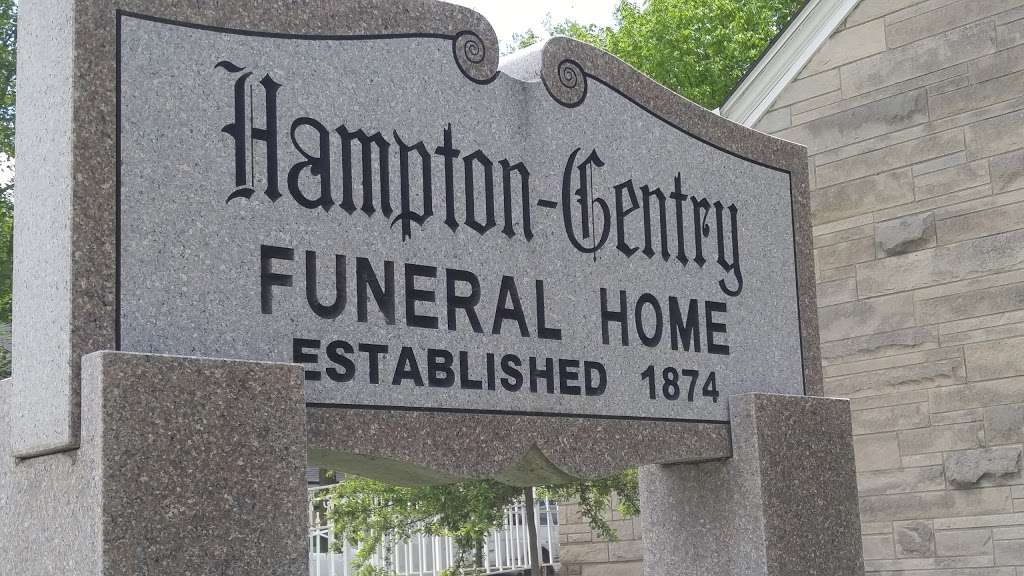 Hampton Gentry Funeral Home | 106 Shaw St, Plainfield, IN 46168 | Phone: (317) 839-6573