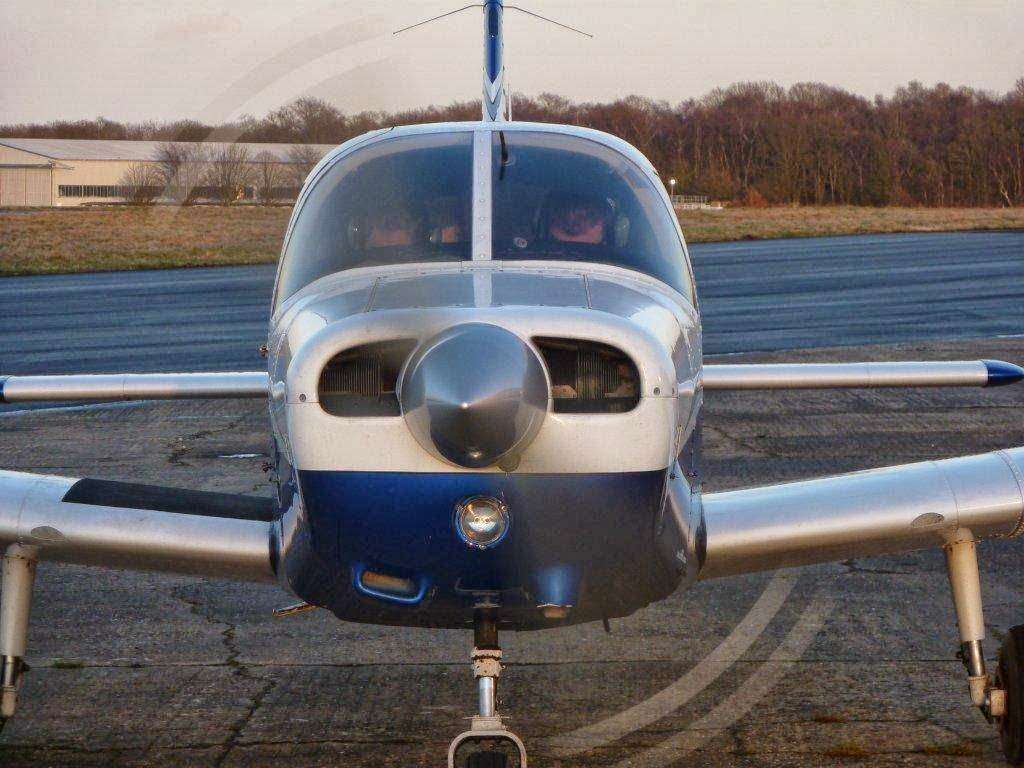 EFG Flying School | Biggin Hill Airport, Kent TN16 3BN, UK | Phone: 01959 540054