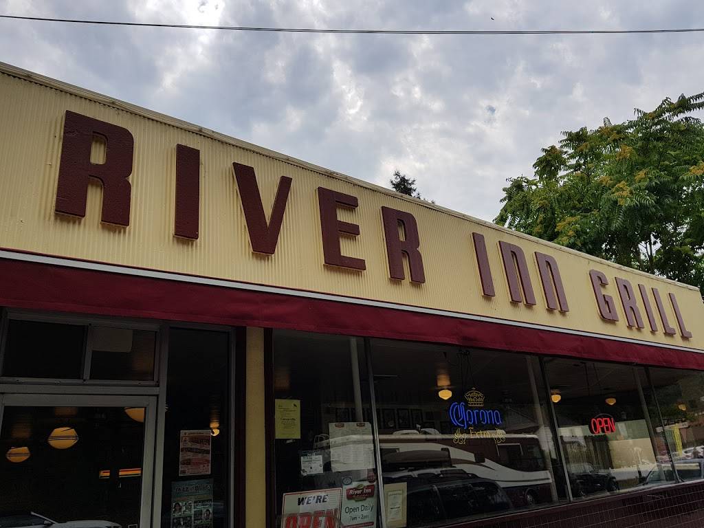 River Inn Grill | 16141 Main St, Guerneville, CA 95446, USA | Phone: (707) 869-0481