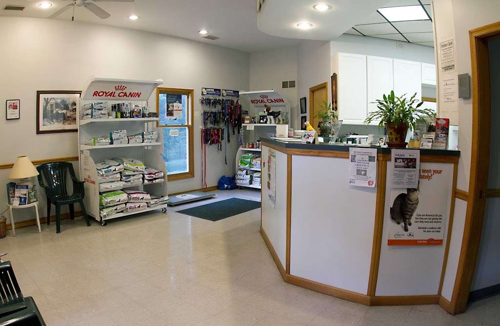 Decktor Veterinary Hospital: Decktor Richard P VMD | 174 Pierson Rd, Woodstown, NJ 08098, USA | Phone: (856) 769-1142