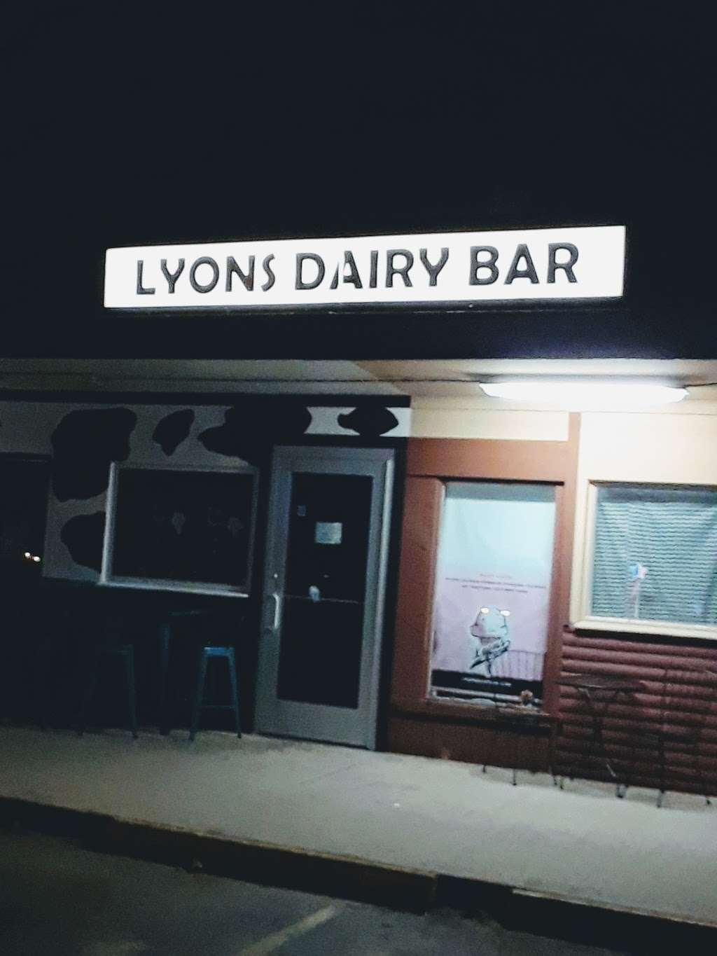 Lyons Dairy Bar | 112 US-36, Longmont, CO 80503 | Phone: (303) 823-5800