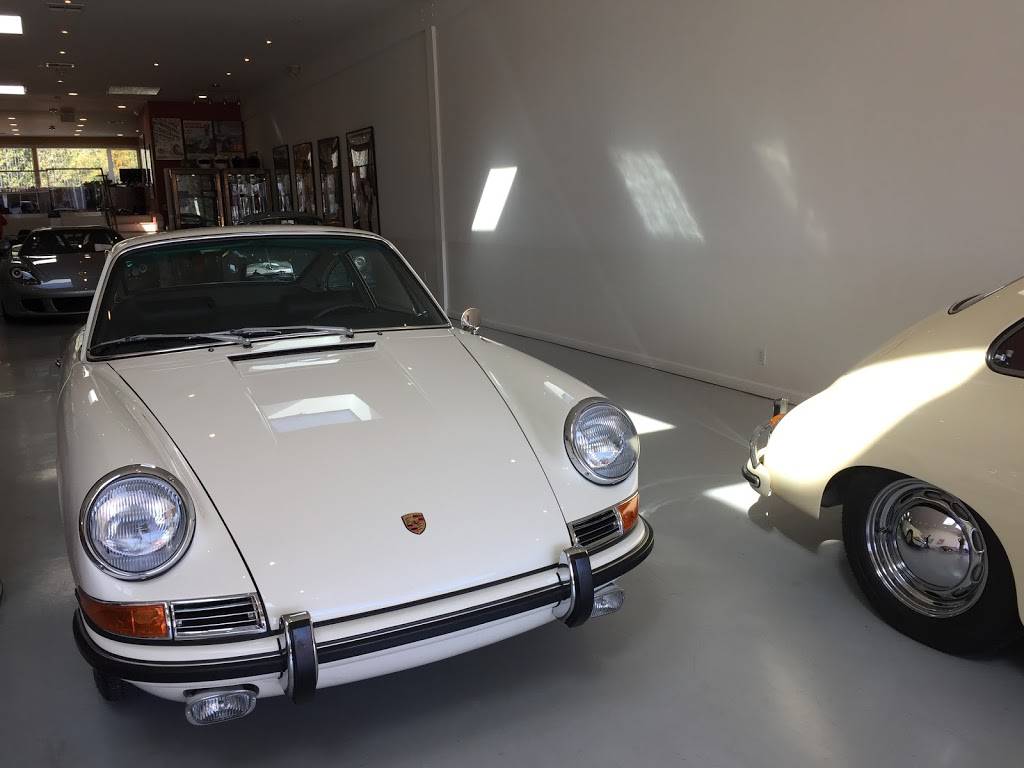 GRAND PRIX CLASSICS | 7456 La Jolla Blvd, La Jolla, CA 92037, USA | Phone: (858) 459-3500