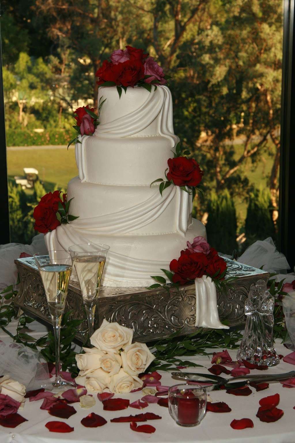 Jills Cake Creations | 26111 Bouquet Canyon Rd, Santa Clarita, CA 91350, USA | Phone: (661) 291-2332