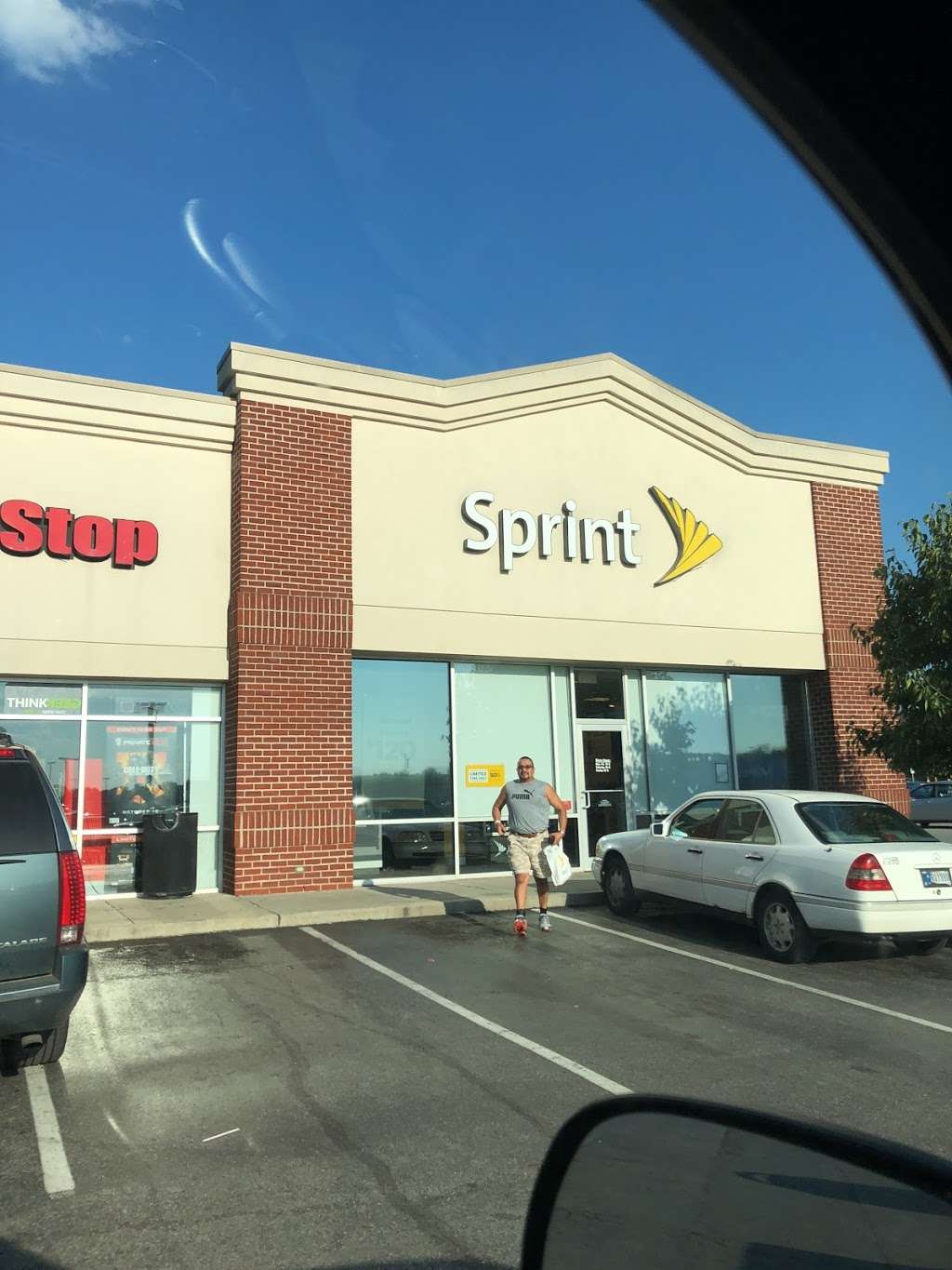 Sprint Store | 10745 E Washington St Unit C, Indianapolis, IN 46229, USA | Phone: (317) 890-4444