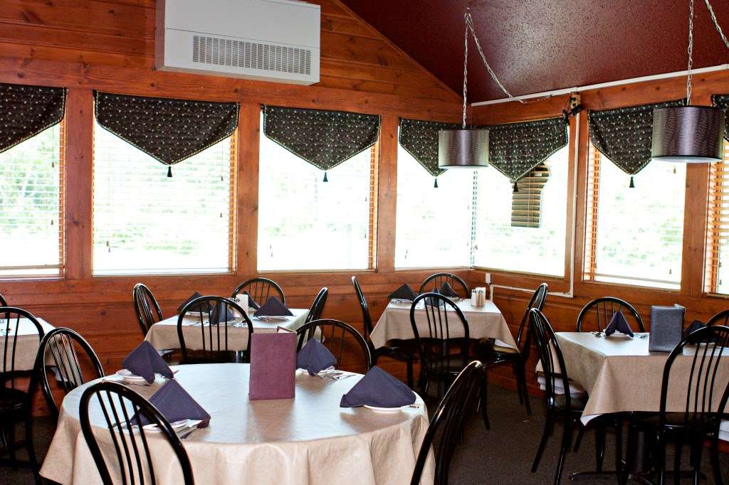 Kurts Steakhouse | 22 West Main St, Delafield, WI 53018 | Phone: (262) 646-3333