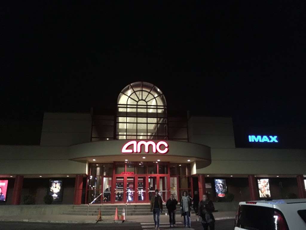 Monmouth Mall | Eatontown, NJ 07724, USA