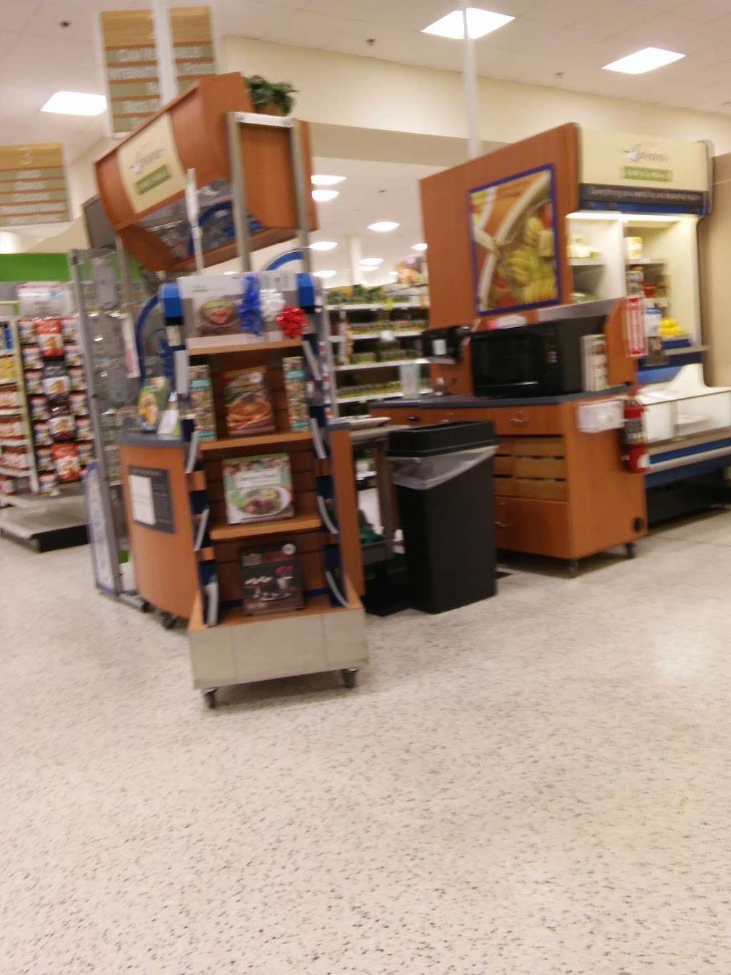 Publix Super Market at Woodland Center | 1950 FL-19, Eustis, FL 32726, USA | Phone: (352) 357-4989