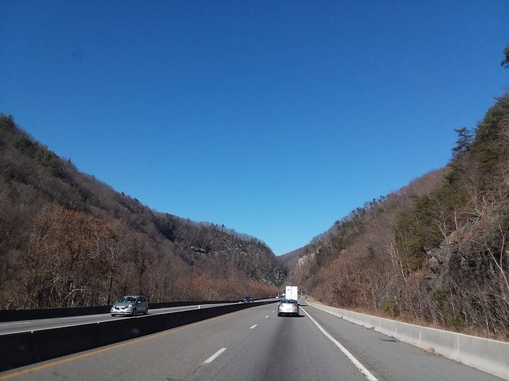 Lees RV & Boat Storage | 3790 Scioto Darby Creek Rd, Hilliard, OH 43026, USA | Phone: (614) 771-1939