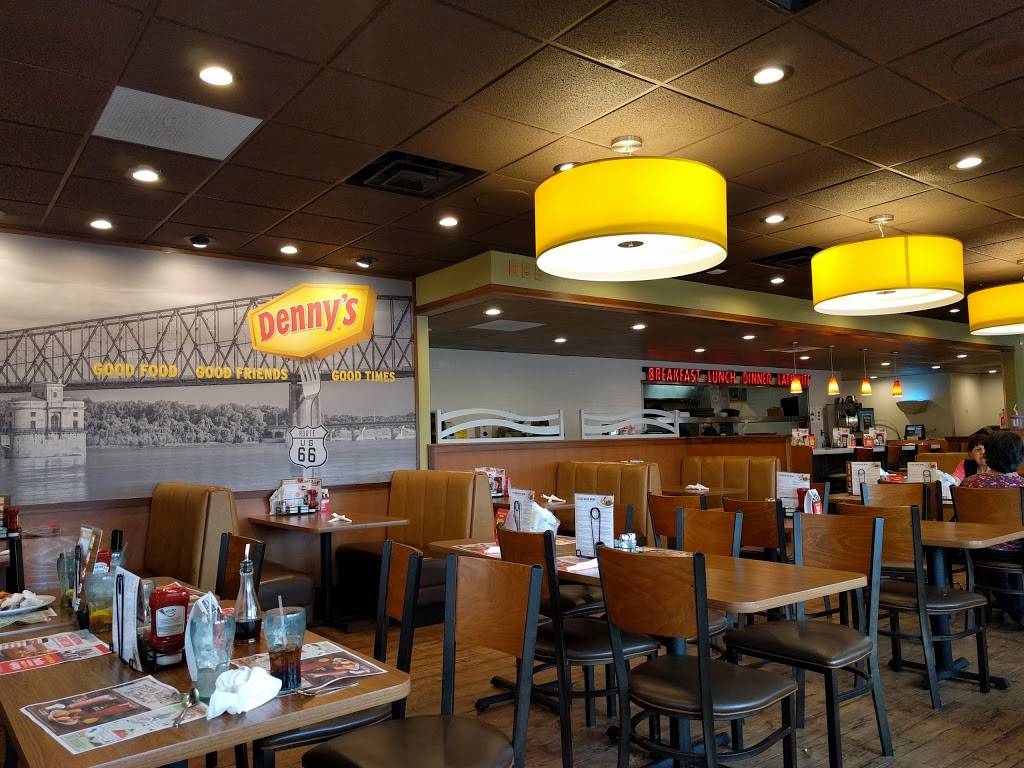 Dennys | 4111 Timberlake Dr, Pontoon Beach, IL 62040, USA | Phone: (618) 931-0035