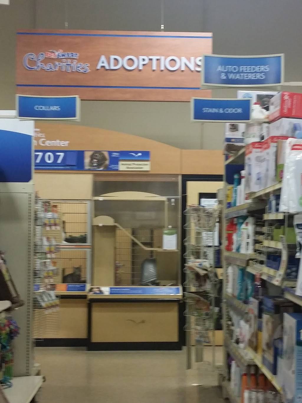 PetSmart - Free Curbside Pickup Available | 1020 Veterans Pkwy Ste 900, Clarksville, IN 47129, USA | Phone: (812) 285-1905