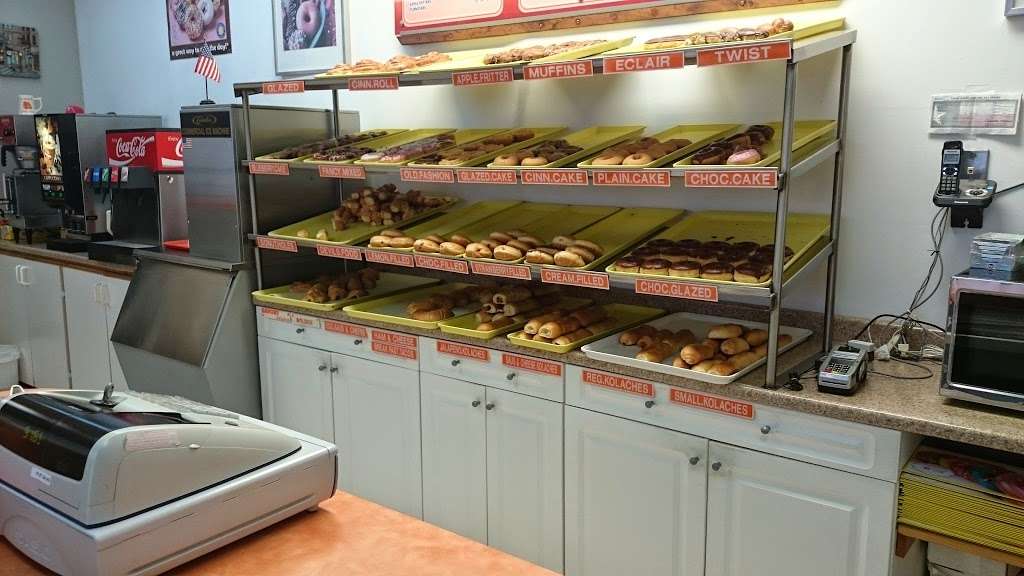 Donut Factory - Since 1984 | 1121 S Broadway St, La Porte, TX 77571, USA | Phone: (281) 471-7443