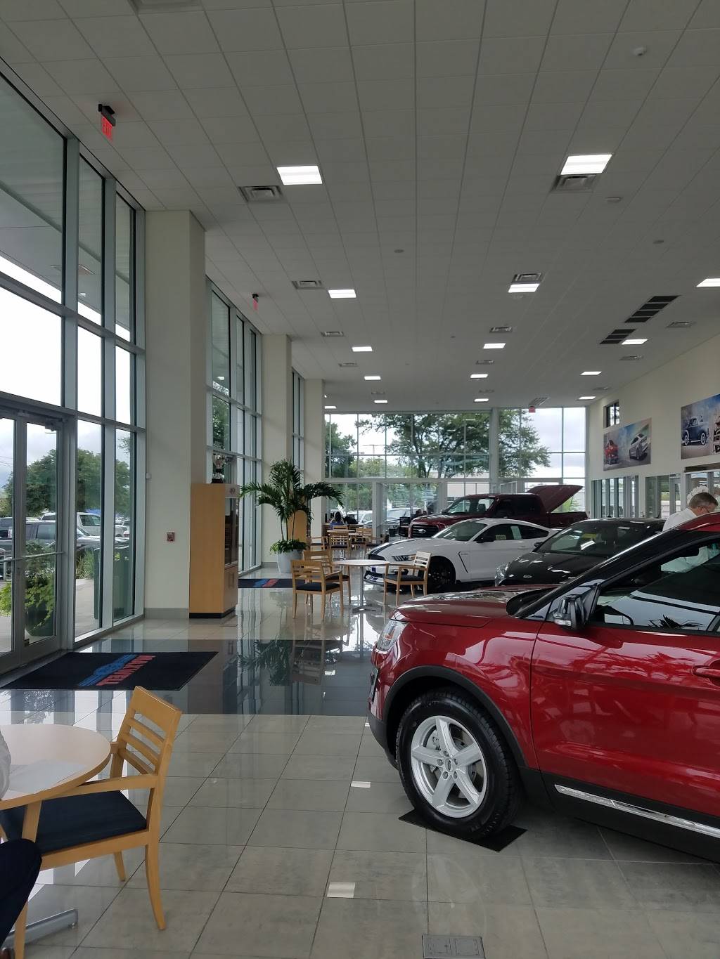 Maxwell Ford | 5000 S IH 35 Frontage Rd, Austin, TX 78745, USA | Phone: (512) 443-5000