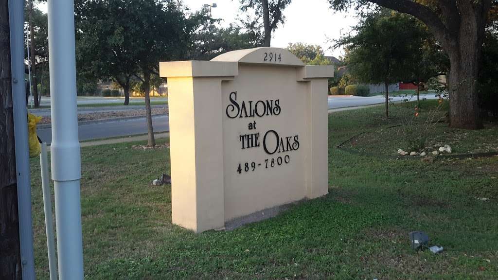 Salons At The Oaks | 2914 Old Thousand Oaks, San Antonio, TX 78247, USA | Phone: (210) 489-7800