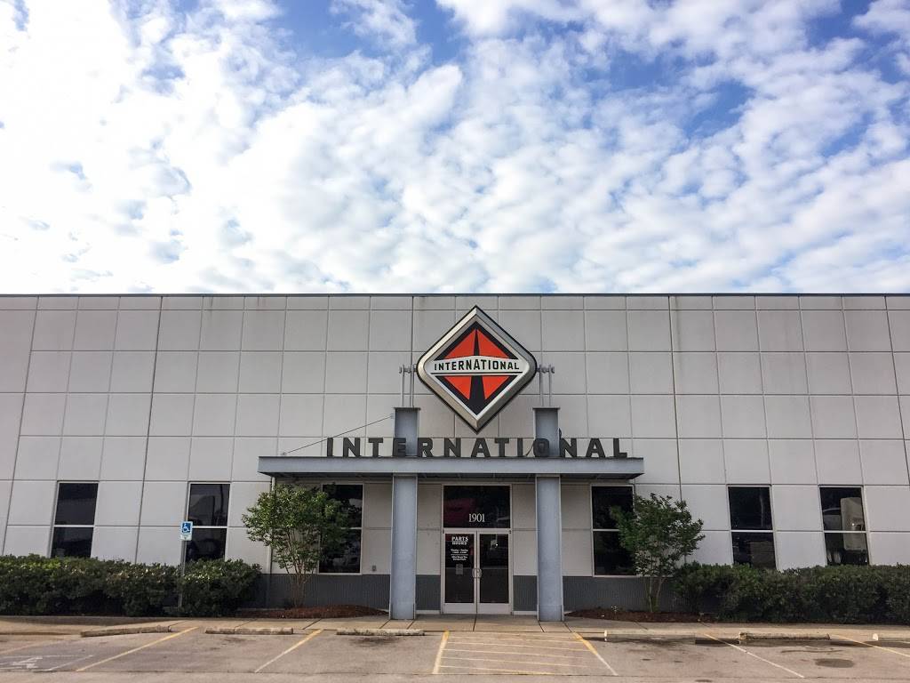 Cumberland International Trucks | 1901 Lebanon Pike, Nashville, TN 37210, USA | Phone: (615) 829-7800