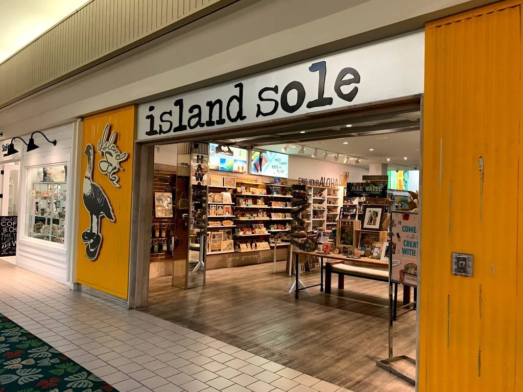 Island Sole - Kahala Mall Center | 4211 Waialae Ave, Honolulu, HI 96816, USA | Phone: (808) 738-8430